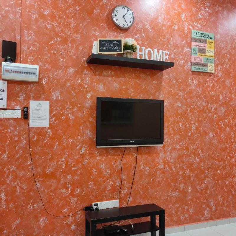 D'Q Putra Homestay Melaka エクステリア 写真
