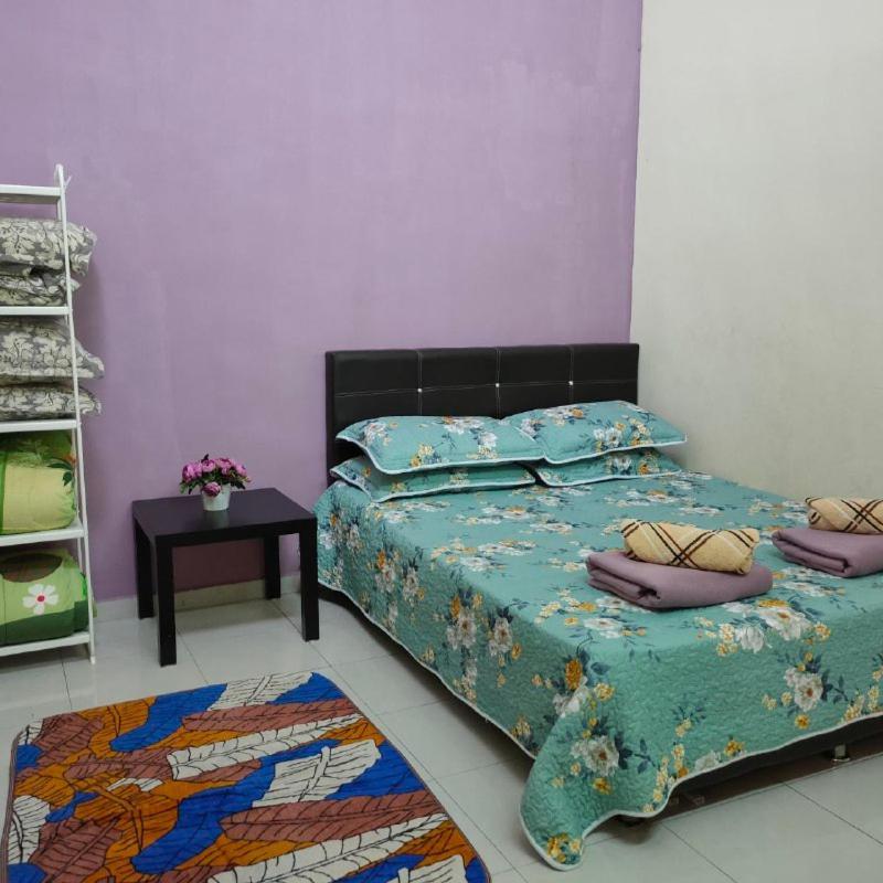 D'Q Putra Homestay Melaka エクステリア 写真