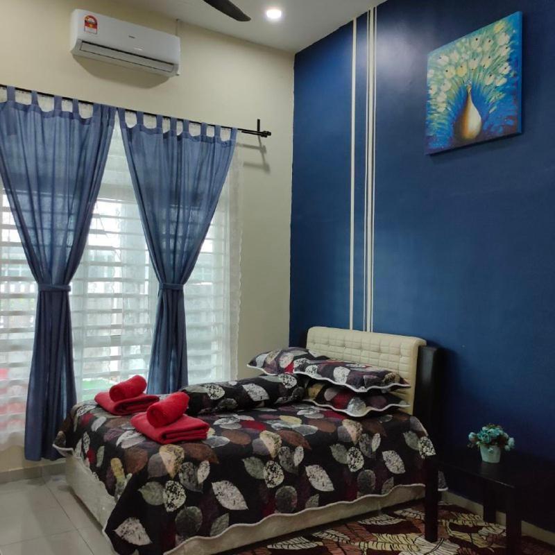 D'Q Putra Homestay Melaka エクステリア 写真